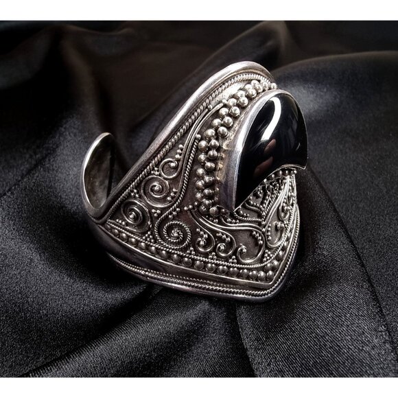 Handcrafted 925 Sterling Silver Cuff Bracelet With Intricate Filigree Design - Picture 1 of 5